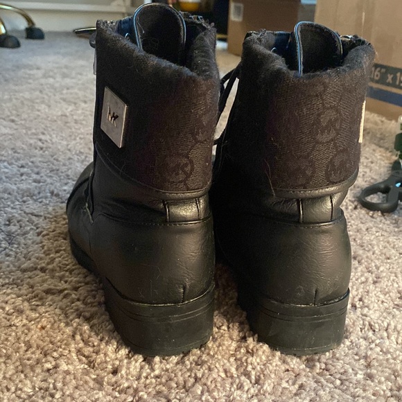 Michael Kors Boots - Picture 5 of 8